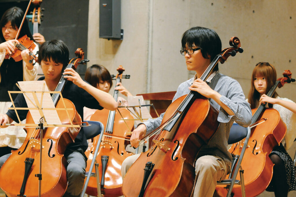 管弦楽部の学生写真